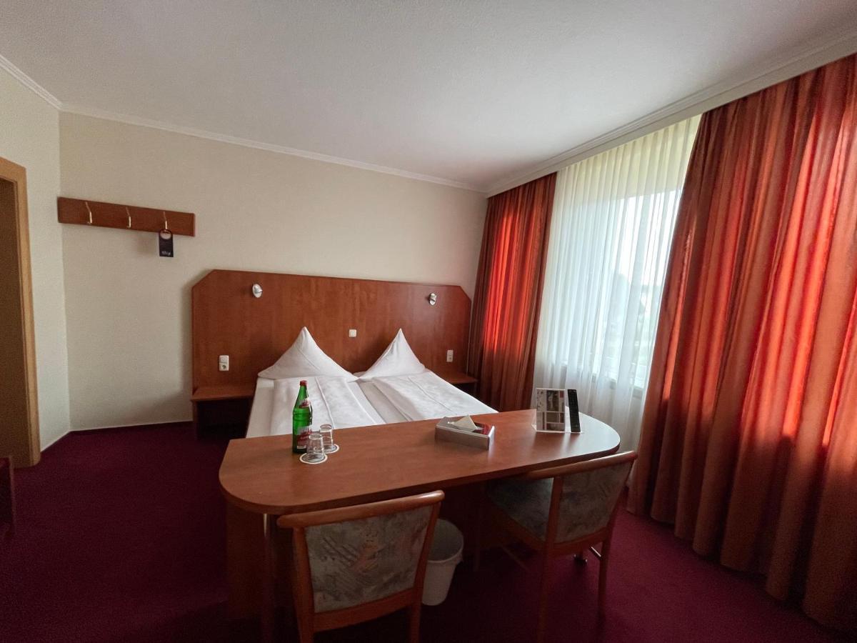 Hotel Royal Elmshorn Exterior foto